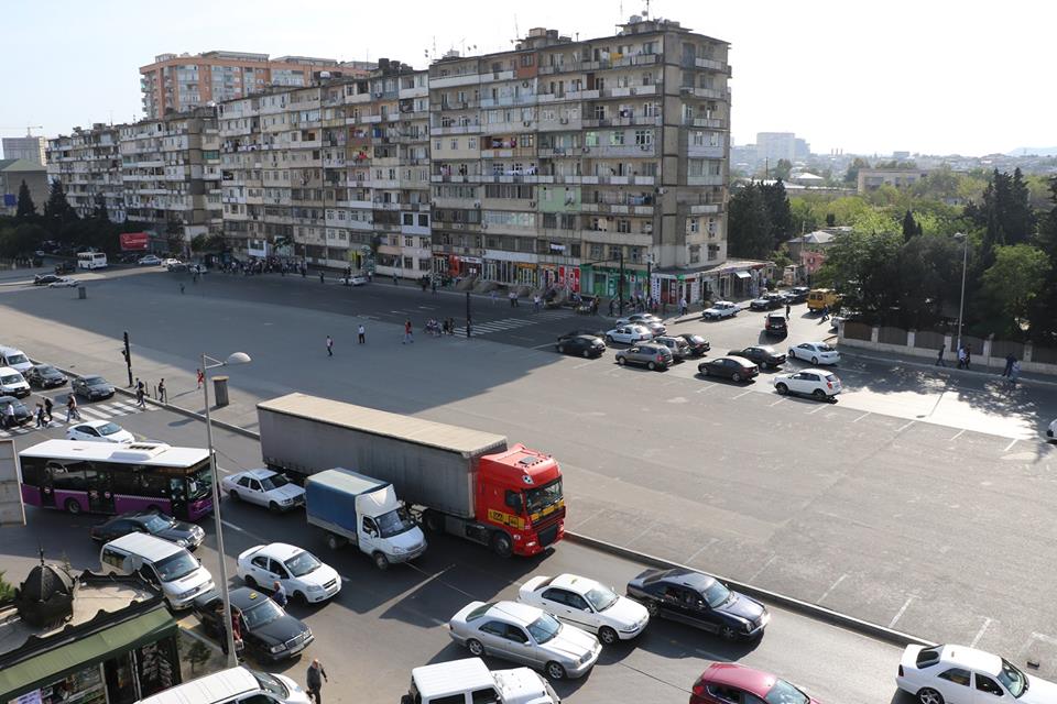 Bakıda yeni asma körpü tikilir  - FOTOLAR 